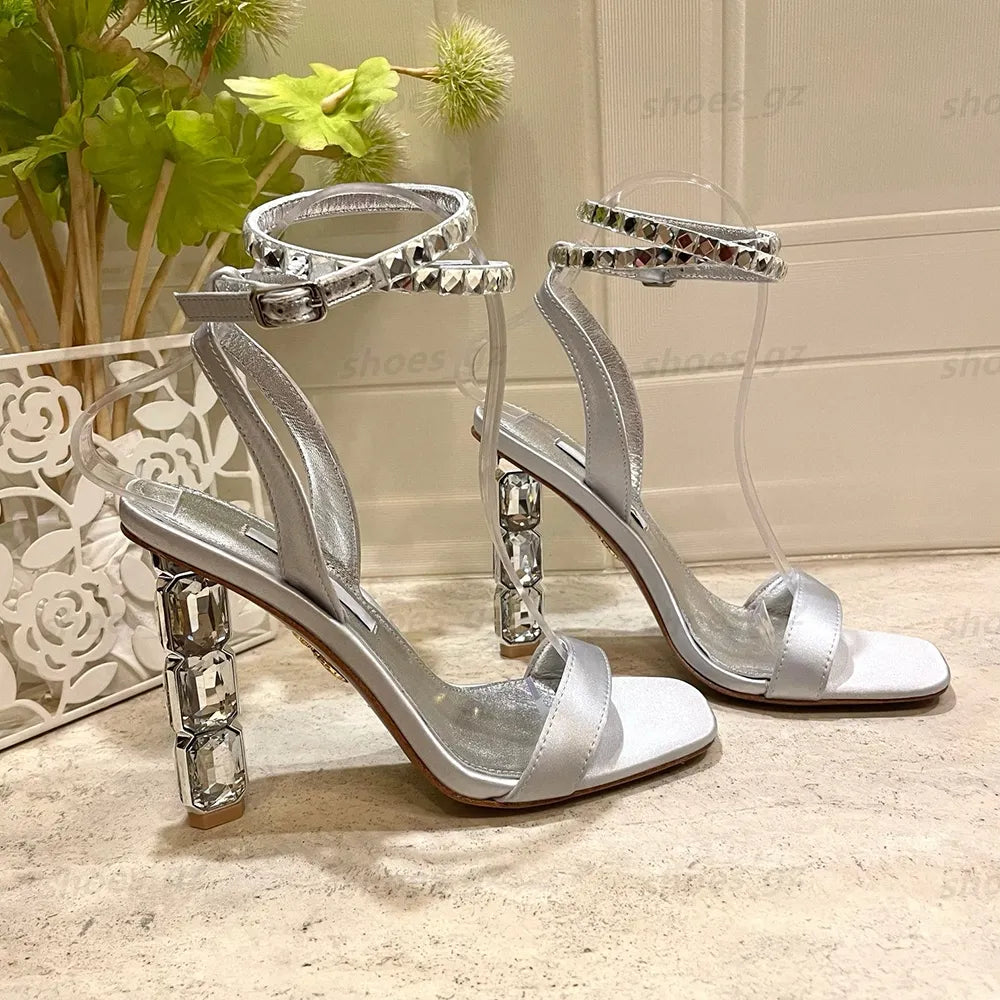 Crystal Heel Sandals Satin 10.5Cm Rhinestone -Encrusted Strap Spool High Heeled Sandal Sky-High Heel for Women Summer Luxury Designers Shoes Party Factory Footwear